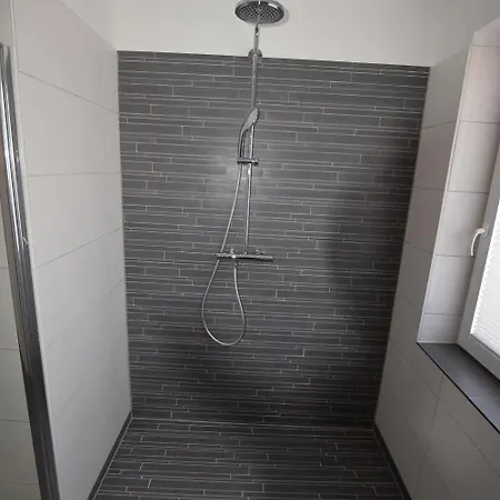 Alexandra Apartment